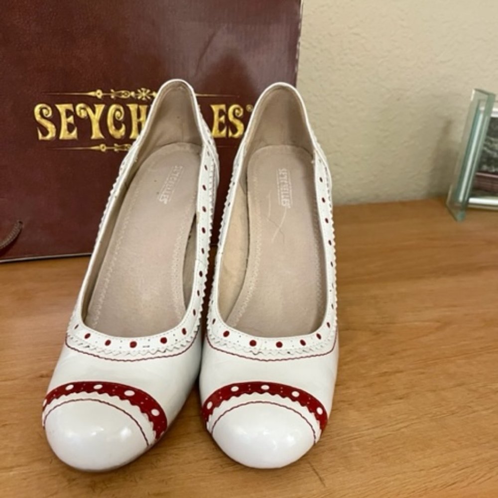Seychelles White Patent Pump with Red Accents, Size 9M